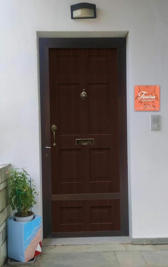 Apartment Tsaira Amolianí Exterior foto